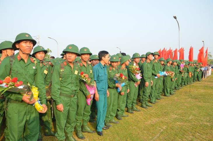 Các địa phương tiễn đưa thanh niên lên đường nhập ngũ